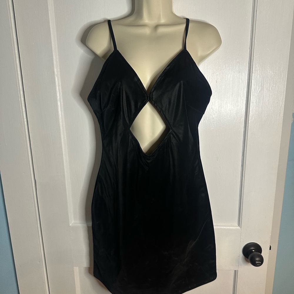 SHANE JUSTIN Black Dress. WORN ONCE‼️